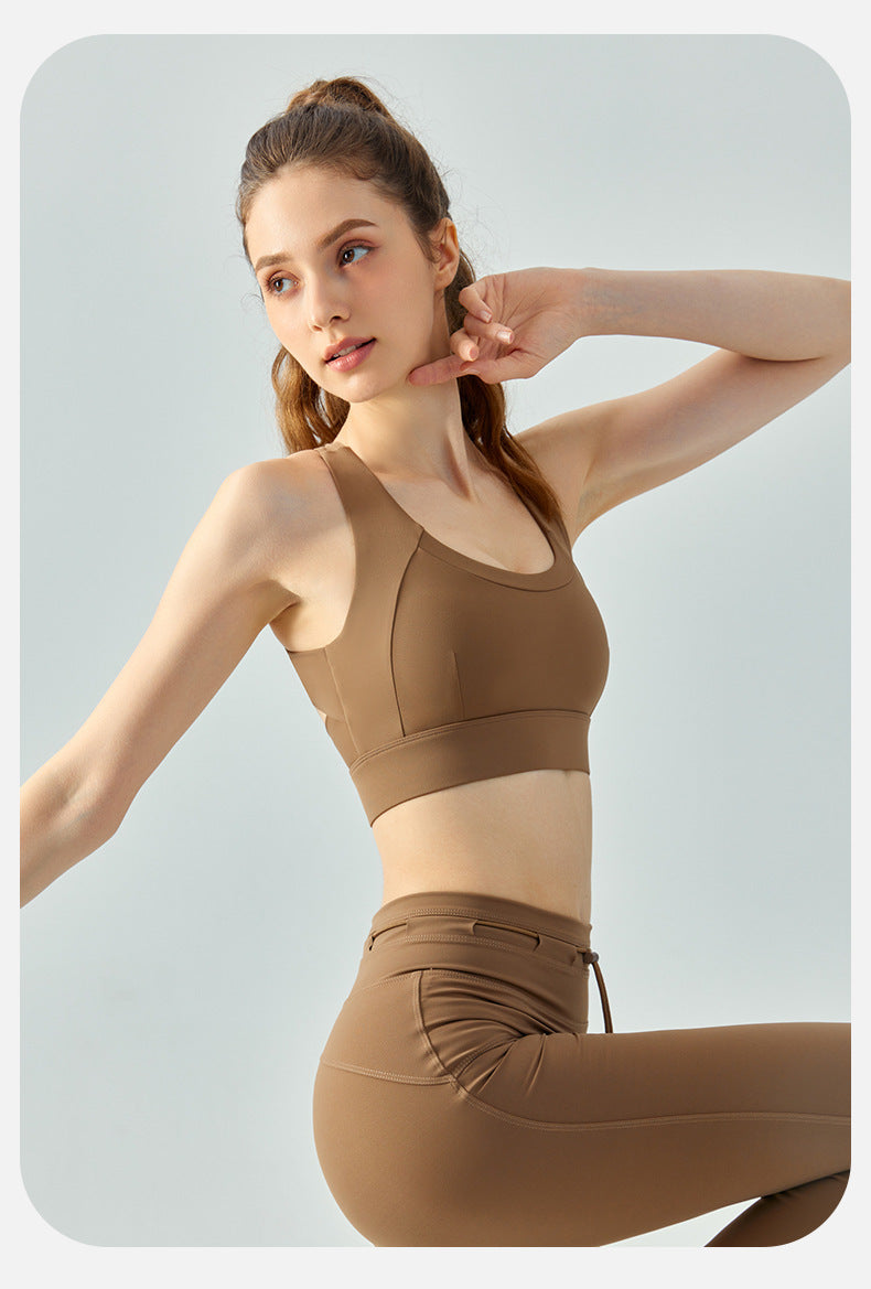 Nude Feel One-piece Yoga Vest With Chest Pad Workout Top