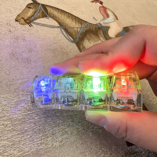 Decompression PC4 Key Mechanical Keyboard Keychain Decompression Vent Toy